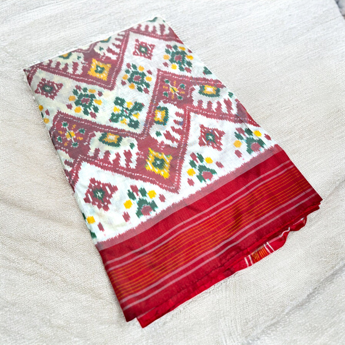 Pochampally Supersoft Masterpiece (Pattu) - Cream and Red